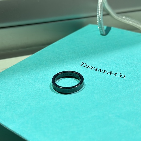 tiffany titanium 4mm 80 37 narror ring - Picture 2 of 12